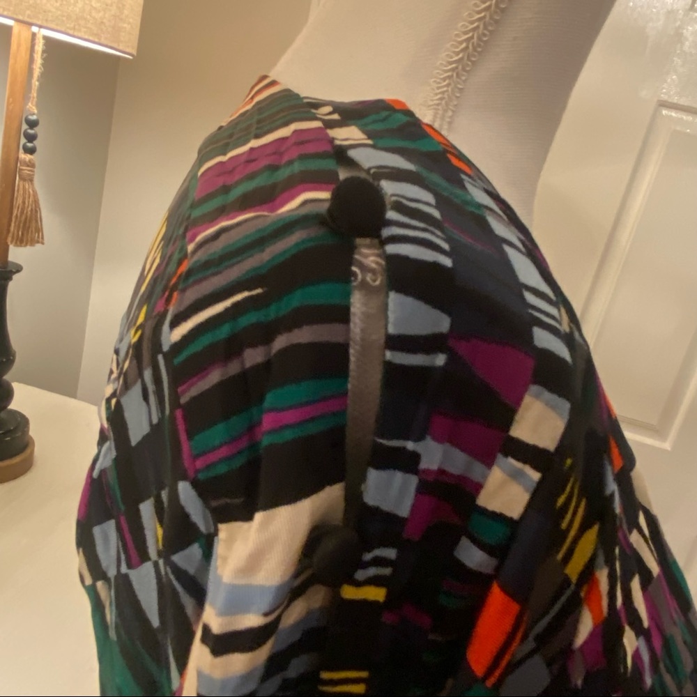 BCBGMaxAzria Multicolor Striped Top - Picture 4 of 9
